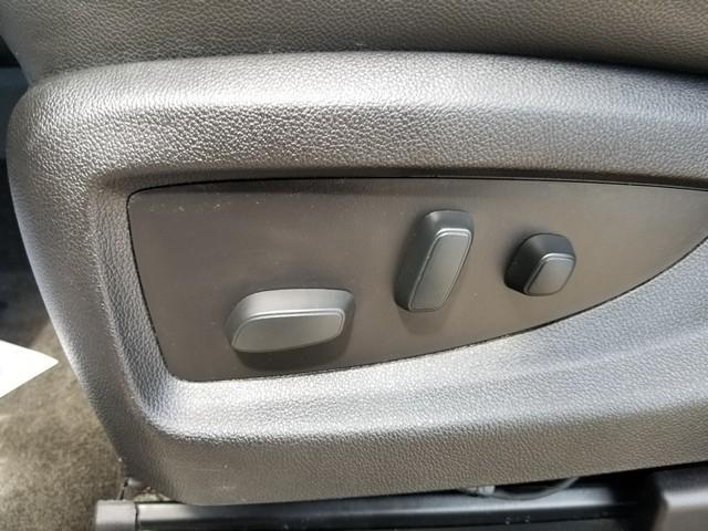 2018 Chevrolet Suburban Vehicle Photo in ELYRIA, OH 44035-6349