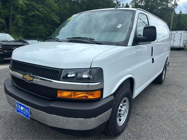 2025 Chevrolet Express Cargo 2500 RWD