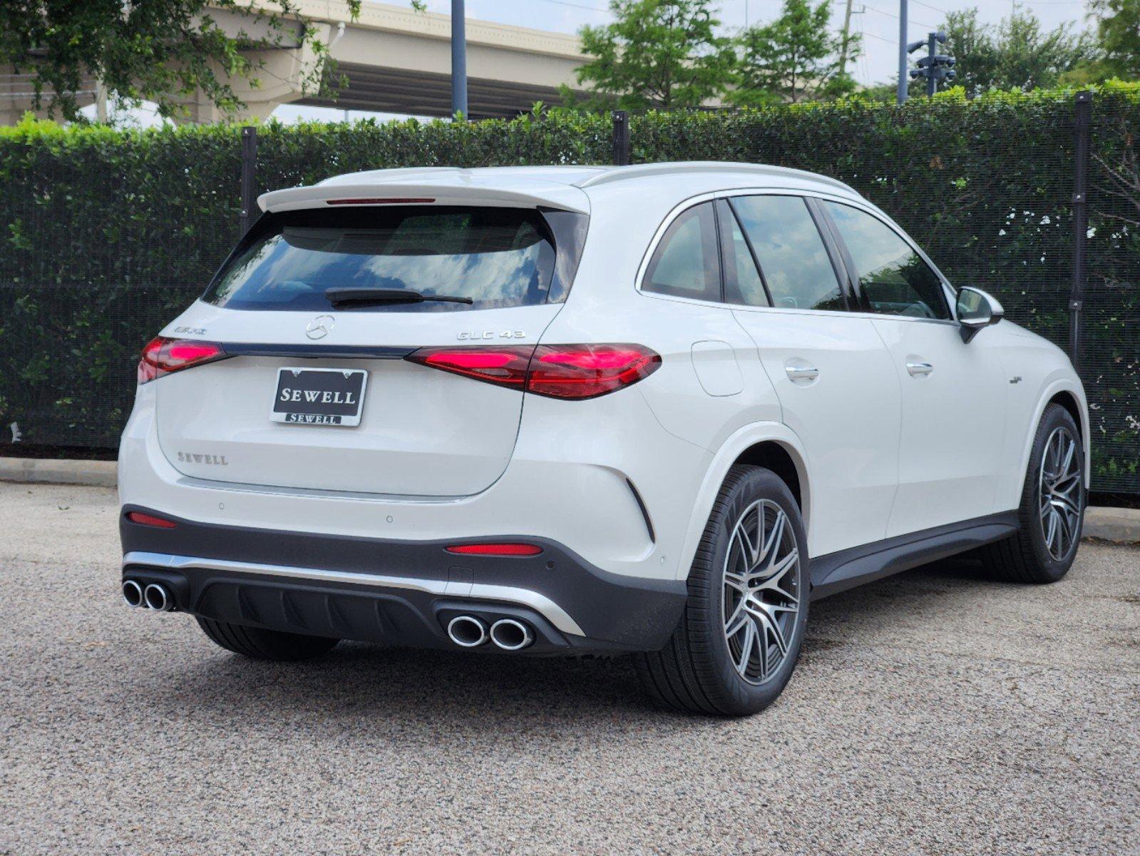 2024 Mercedes-Benz GLC Vehicle Photo in HOUSTON, TX 77079