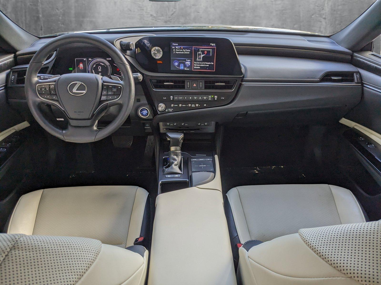 2022 Lexus ES 300h Vehicle Photo in Clearwater, FL 33761