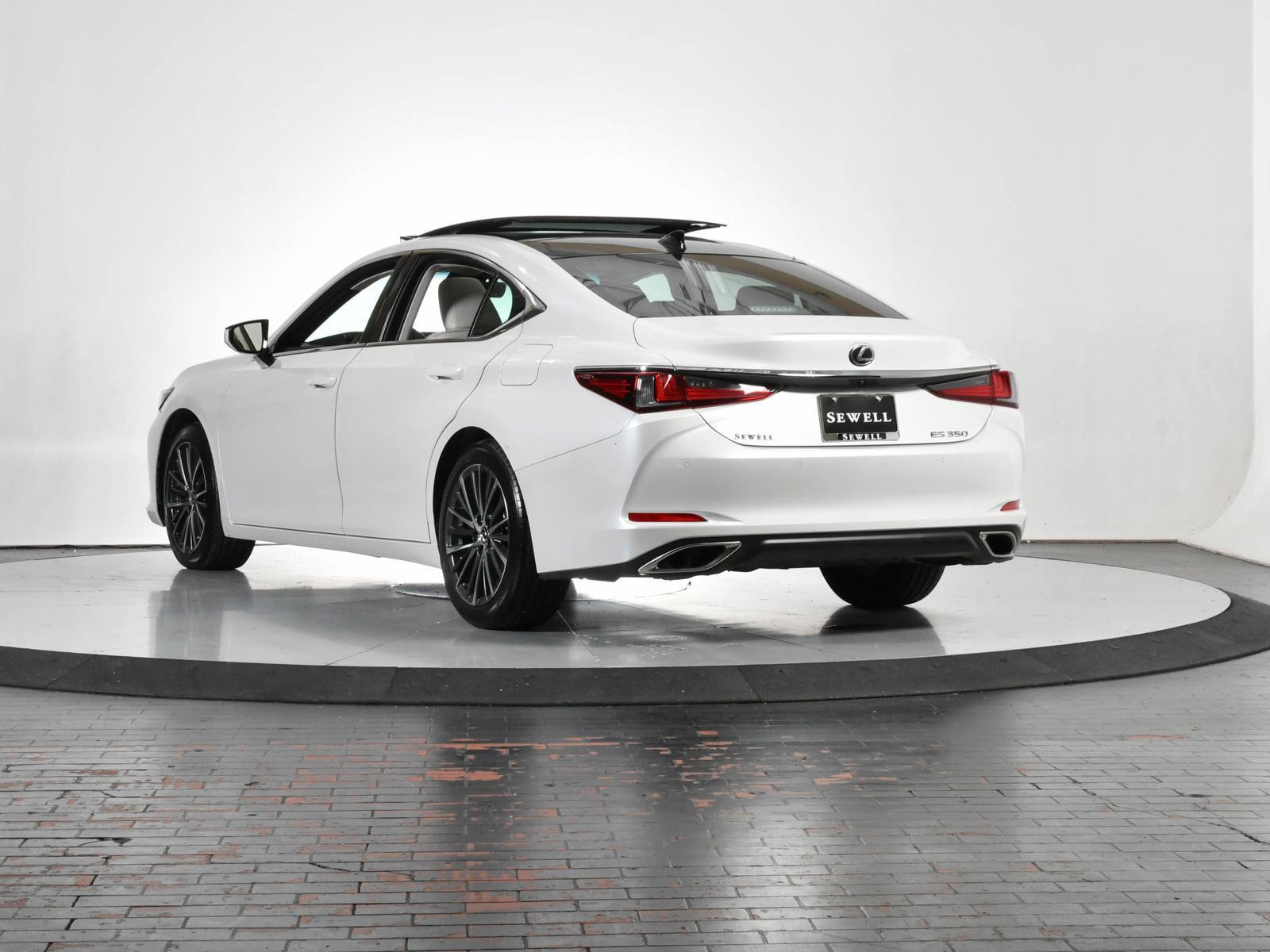 2023 Lexus ES 350 Vehicle Photo in DALLAS, TX 75235