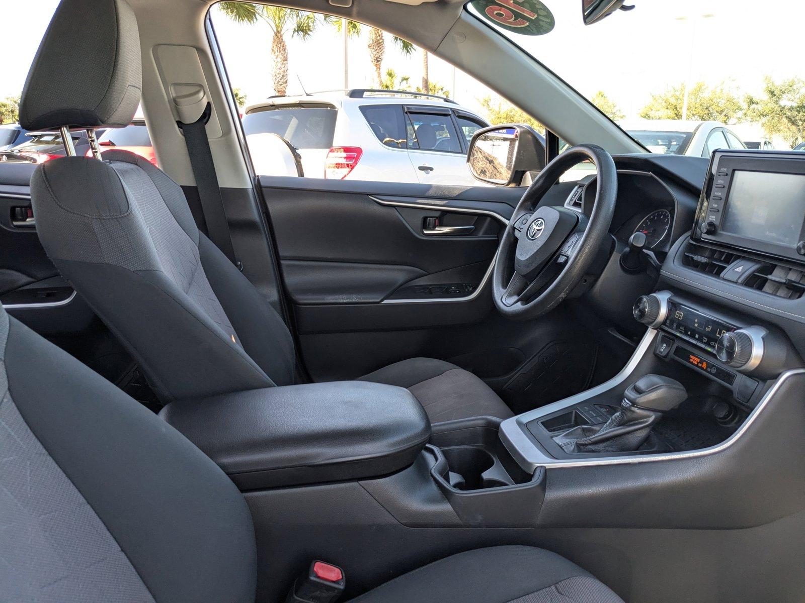 2019 Toyota RAV4 Vehicle Photo in Winter Park, FL 32792