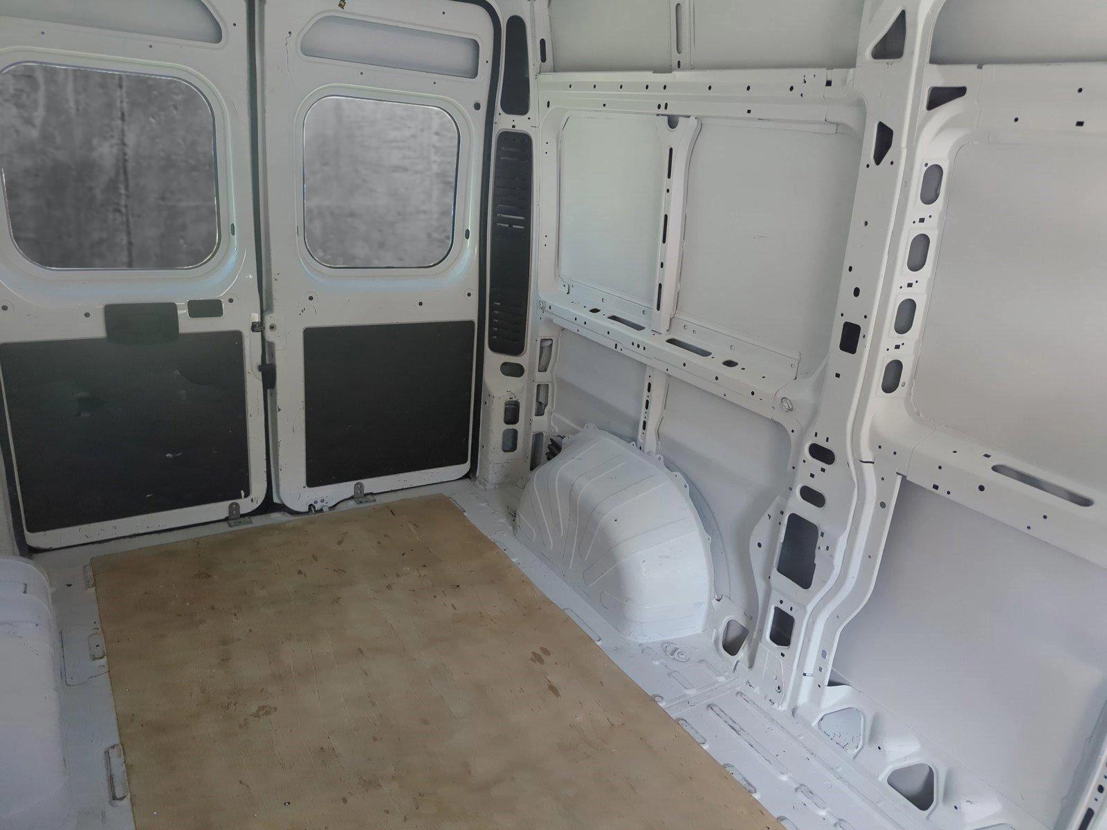 2017 Ram ProMaster Cargo Van Vehicle Photo in Pembroke Pines, FL 33027