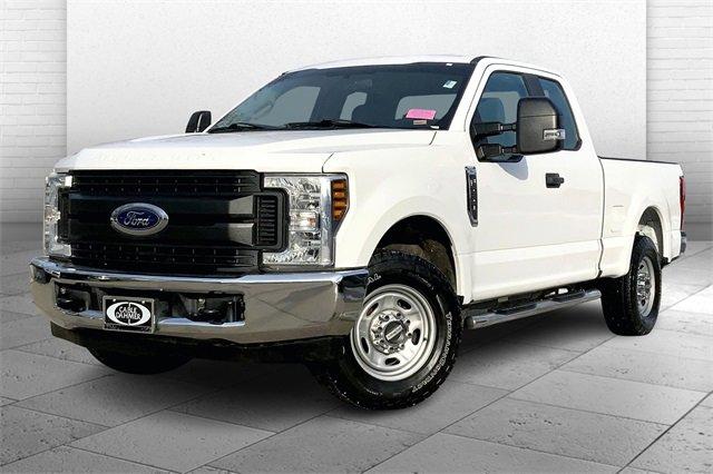 2018 Ford Super Duty F-250 SRW Vehicle Photo in KANSAS CITY, MO 64114-4502