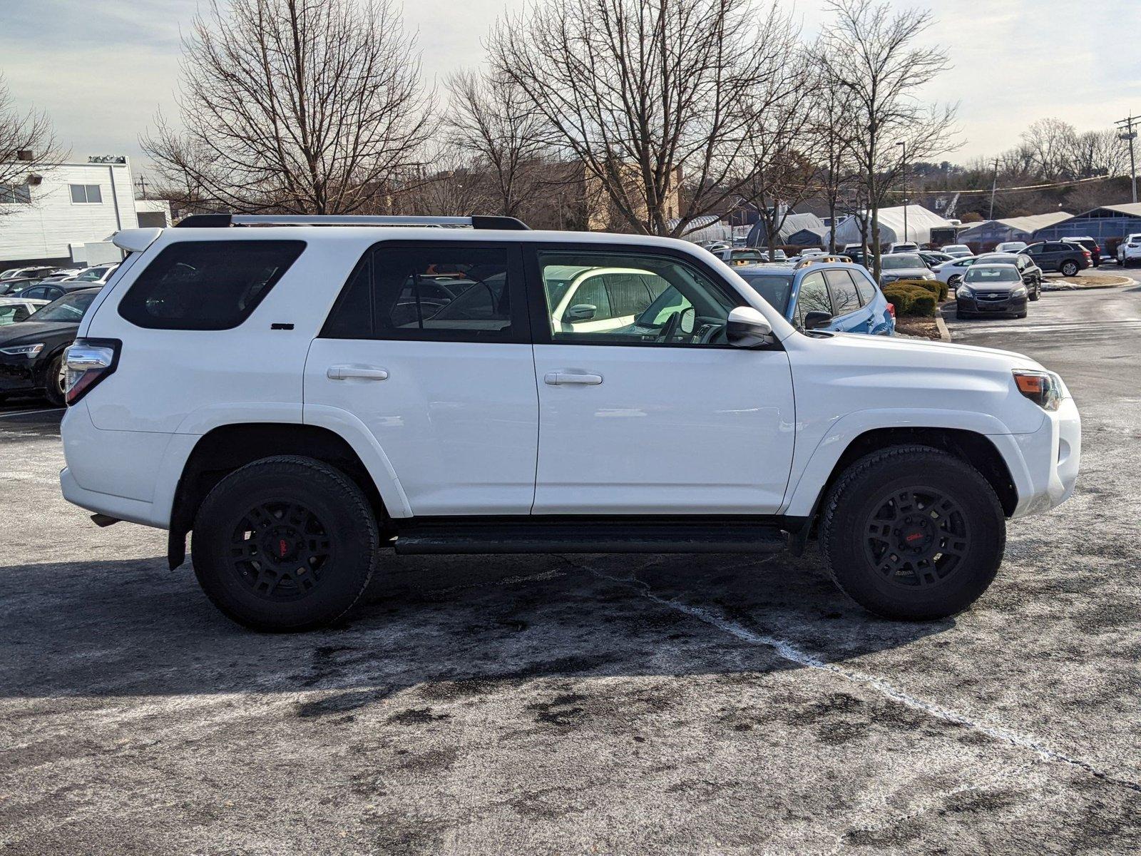 2021 Toyota 4Runner Vehicle Photo in Cockeysville, MD 21030