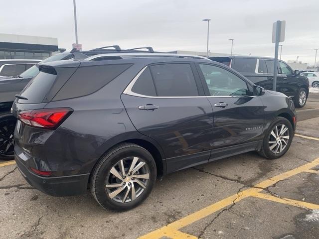 Used 2022 Chevrolet Equinox Premier with VIN 2GNAXNEV8N6125240 for sale in Grand Blanc, MI