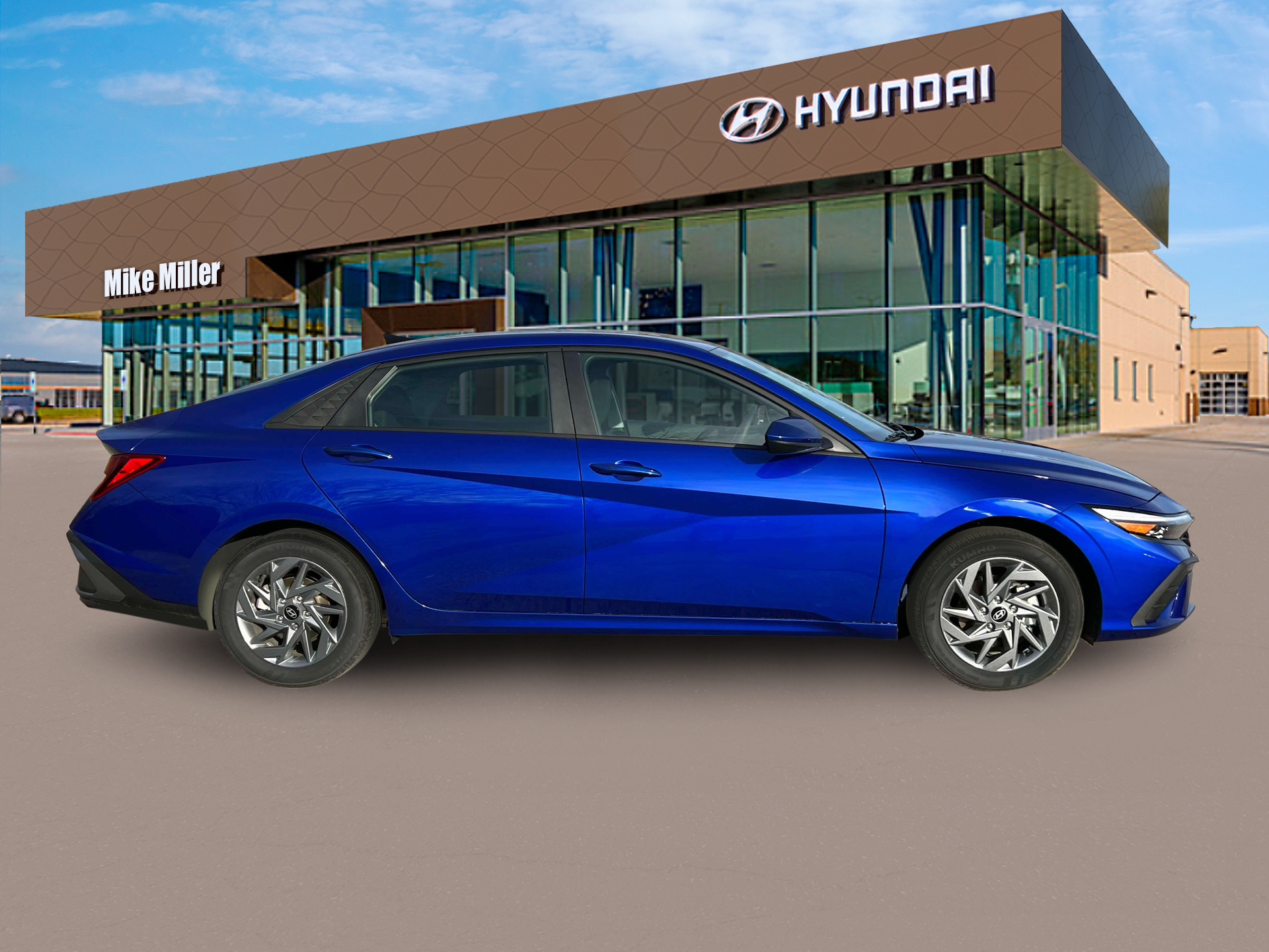 2024 Hyundai ELANTRA Vehicle Photo in Peoria, IL 61615