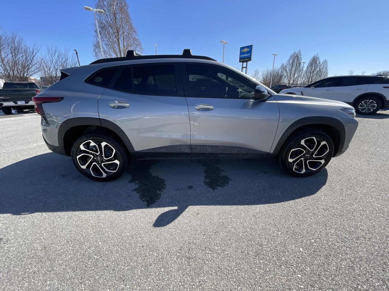 2025 Chevrolet Trax Vehicle Photo in BENTONVILLE, AR 72712-4322