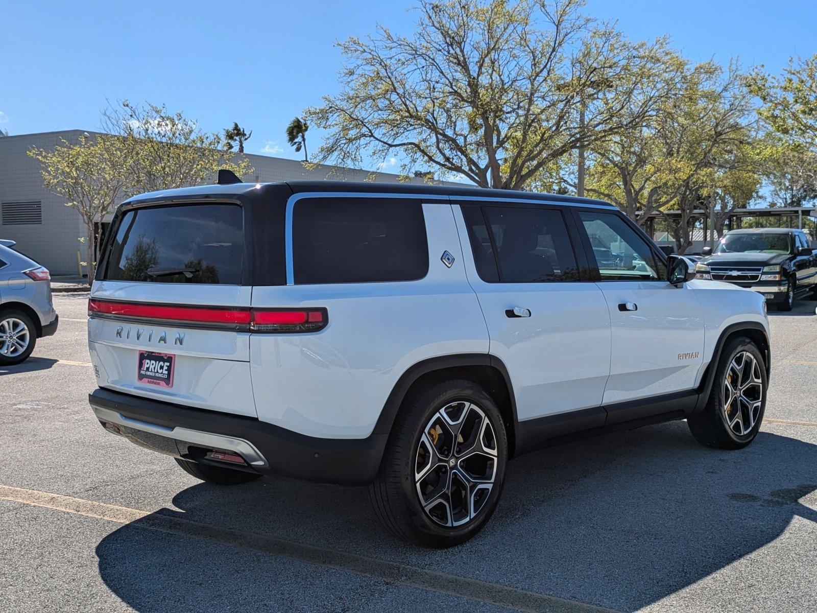 2023 Rivian R1S Vehicle Photo in Clearwater, FL 33765