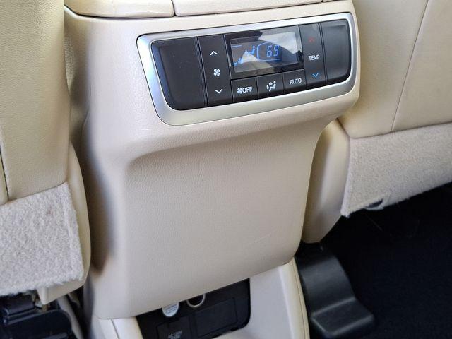 2016 Toyota Highlander Vehicle Photo in DANBURY, CT 06810-5034