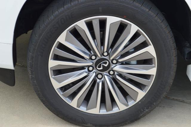 2025 INFINITI QX80 Vehicle Photo in Houston, TX 77090