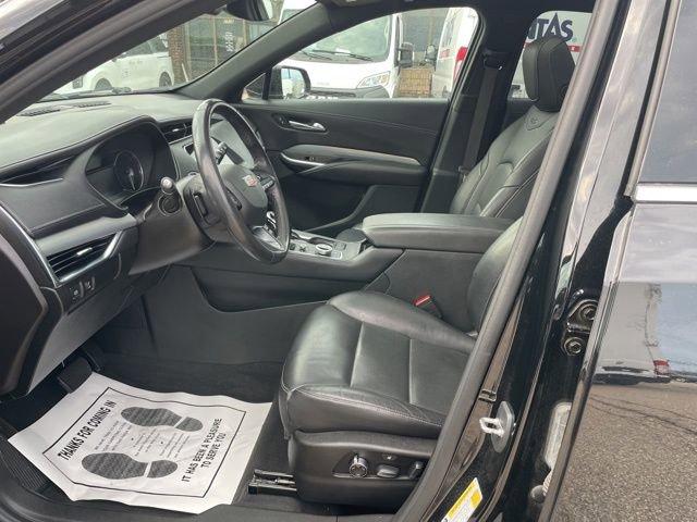 2021 Cadillac XT4 Vehicle Photo in MEDINA, OH 44256-9631