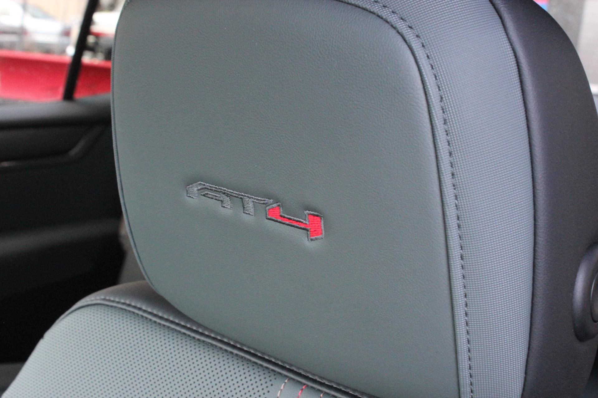 2025 GMC Acadia Vehicle Photo in AURORA, CO 80012-4011