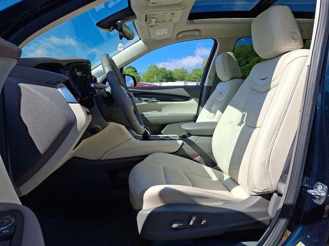 2024 Cadillac XT6 Vehicle Photo in DANBURY, CT 06810-5034