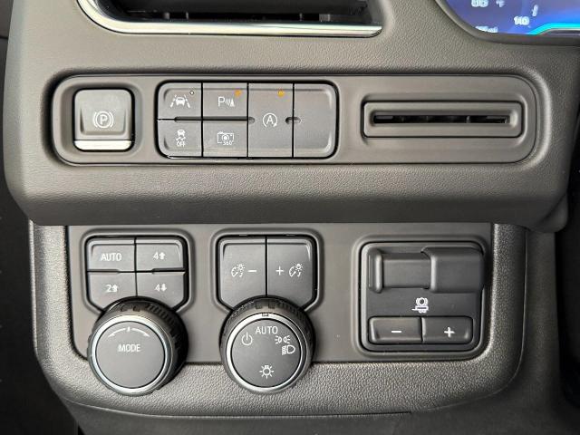 2023 Chevrolet Suburban Vehicle Photo in Appleton, WI 54914