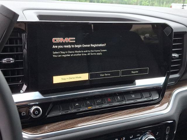 2025 GMC Sierra 1500 Vehicle Photo in TREVOSE, PA 19053-4984