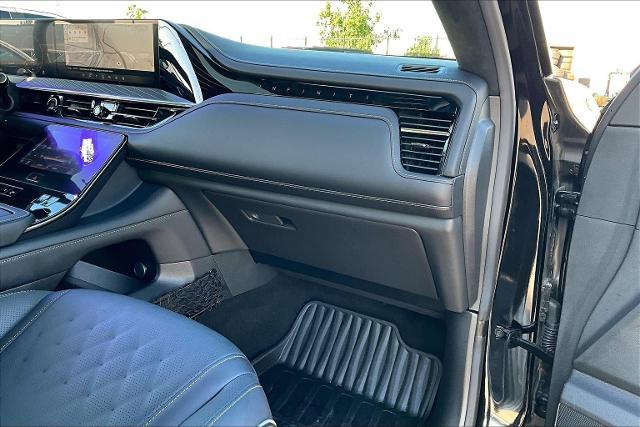2025 INFINITI QX80 Vehicle Photo in Grapevine, TX 76051