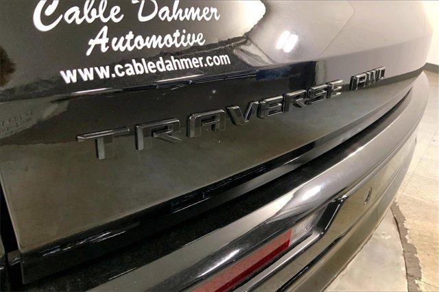 2024 Chevrolet Traverse Vehicle Photo in KANSAS CITY, MO 64114-4502