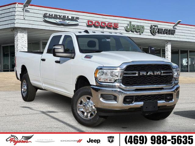 2024 Ram 2500 Vehicle Photo in Ennis, TX 75119-5114