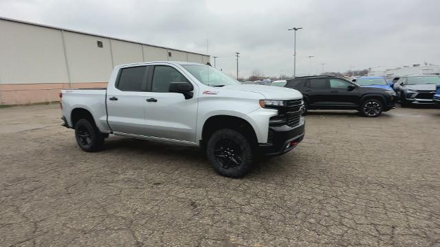 Used 2022 Chevrolet Silverado 1500 Limited LT Trail Boss with VIN 1GCPYFED5NZ158133 for sale in Sterling Heights, MI