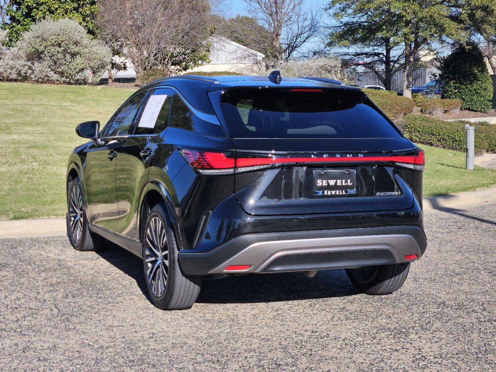 2024 Lexus RX 350 Vehicle Photo in FORT WORTH, TX 76132