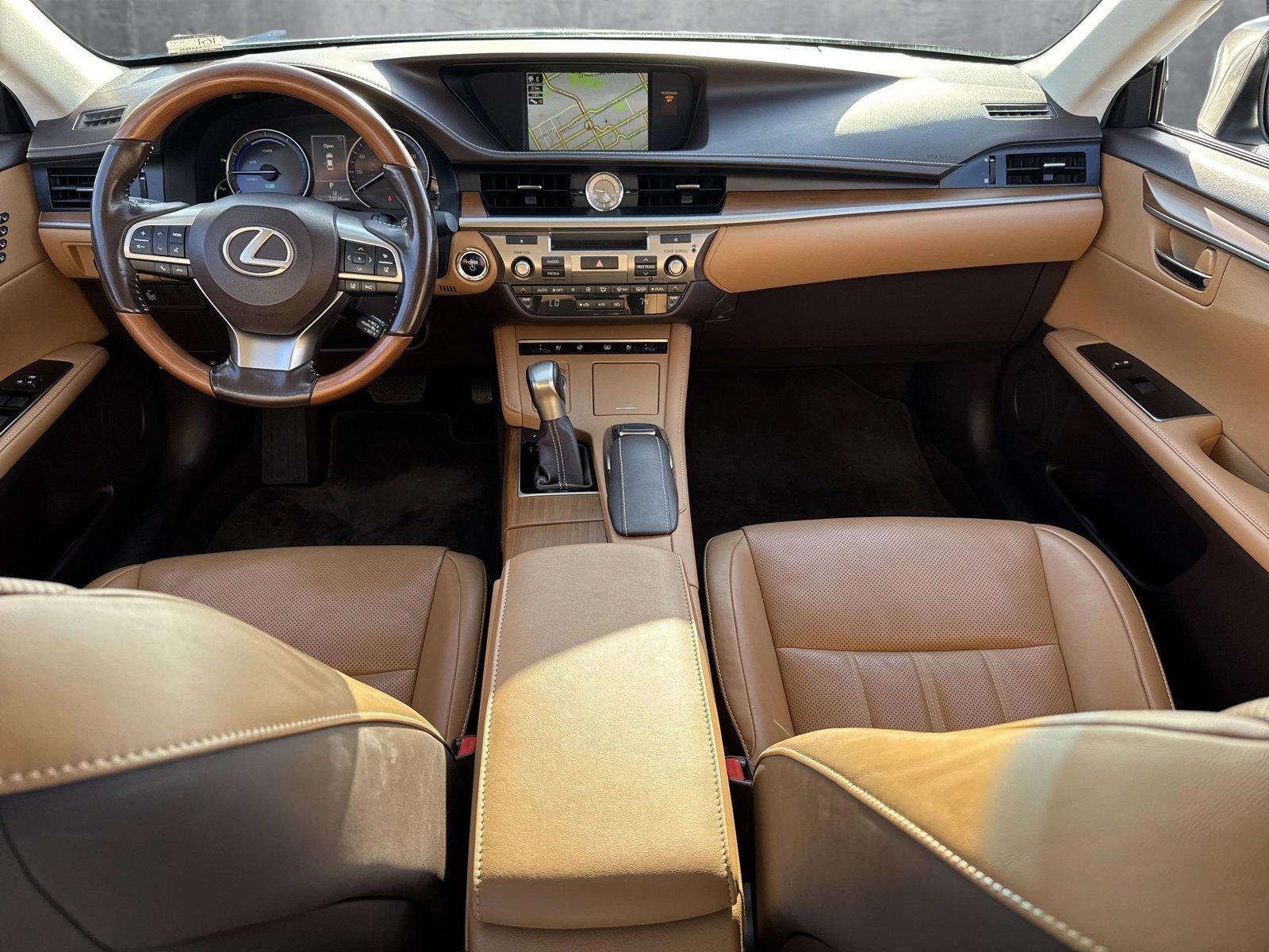 2017 Lexus ES 300h Vehicle Photo in Ft. Myers, FL 33907