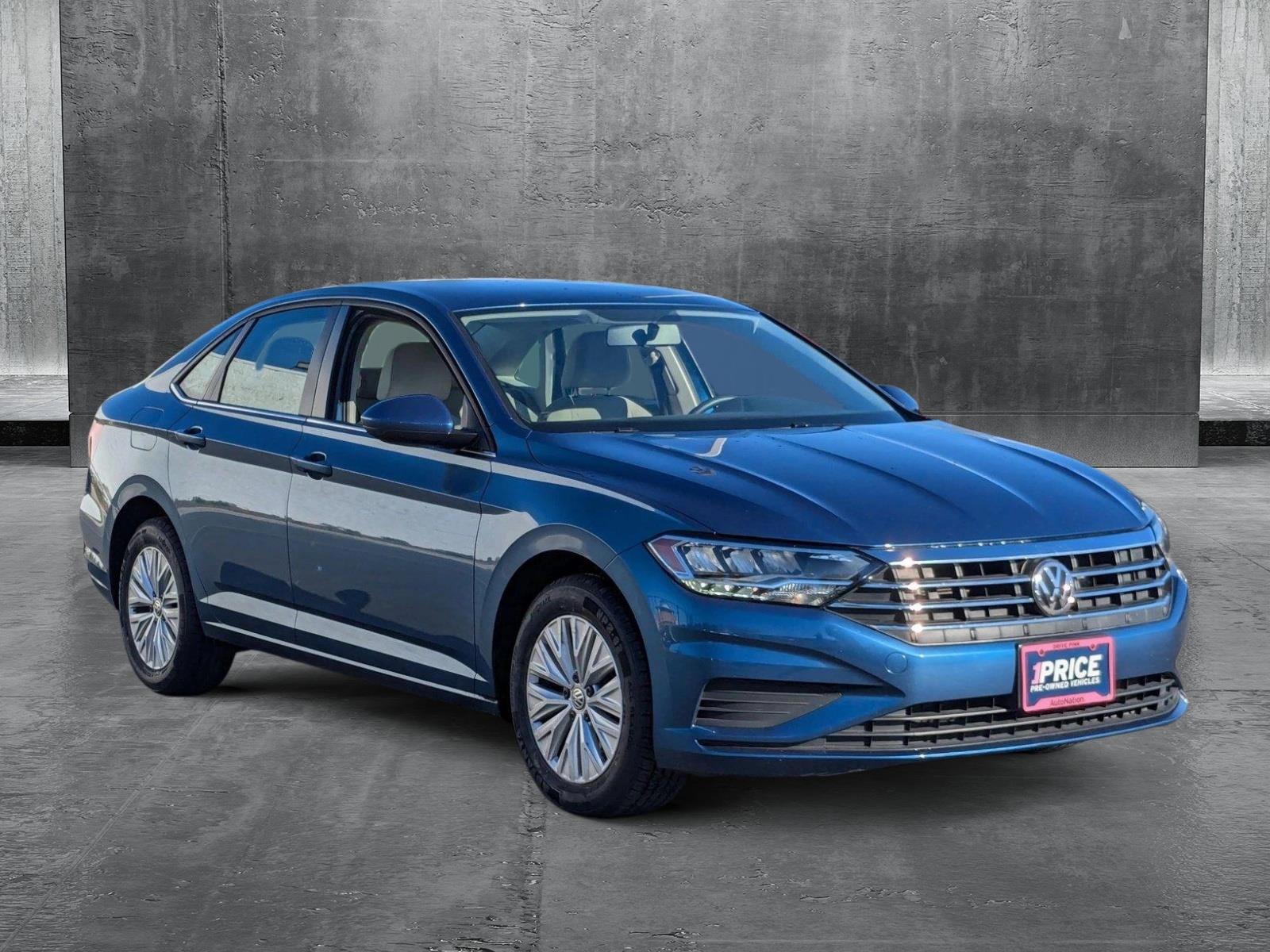 2019 Volkswagen Jetta Vehicle Photo in VALENCIA, CA 91355-1705