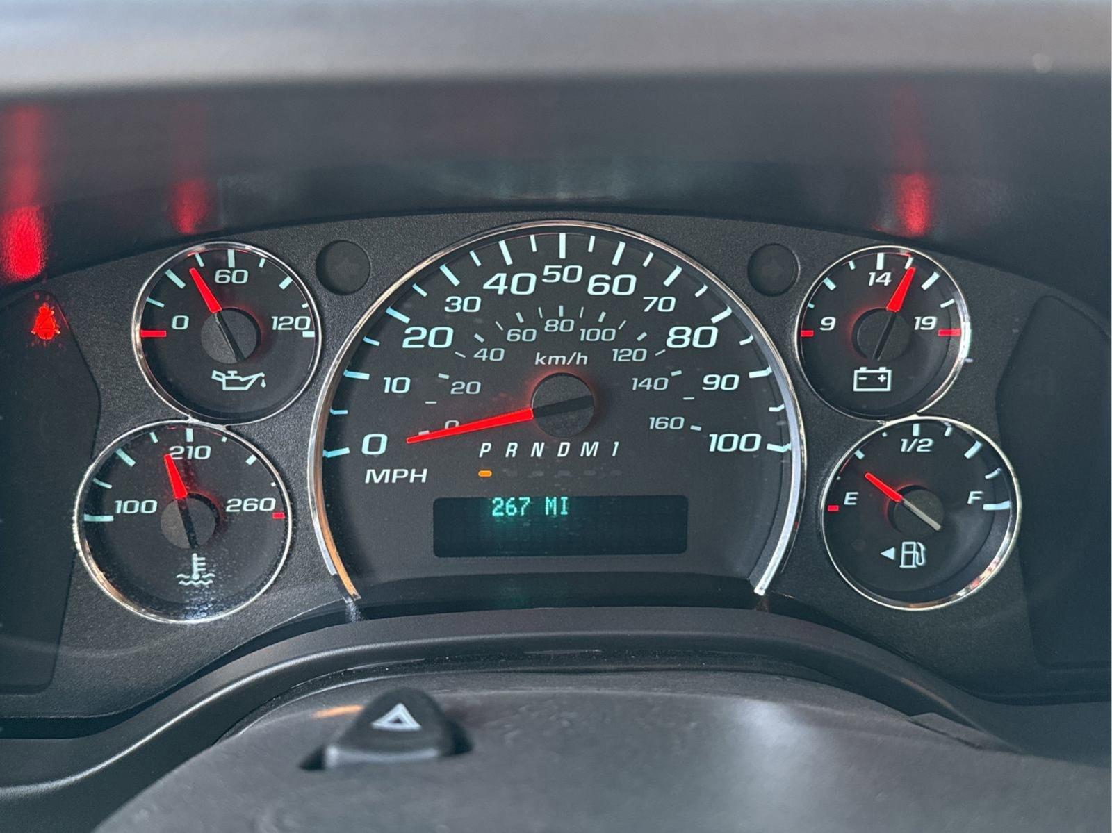 2024 Chevrolet Express Cutaway 3500 Vehicle Photo in GEORGETOWN, TX 78626-7508