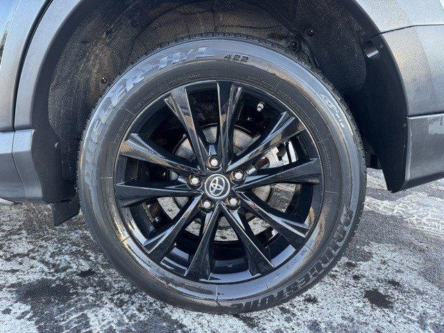 2018 Toyota RAV4 Vehicle Photo in Mechanicsburg, PA 17050-1707