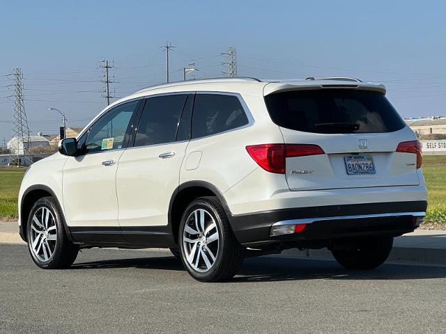 2017 Honda Pilot Vehicle Photo in PITTSBURG, CA 94565-7121