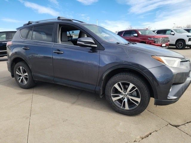 2018 Toyota RAV4 Vehicle Photo in ENGLEWOOD, CO 80113-6708