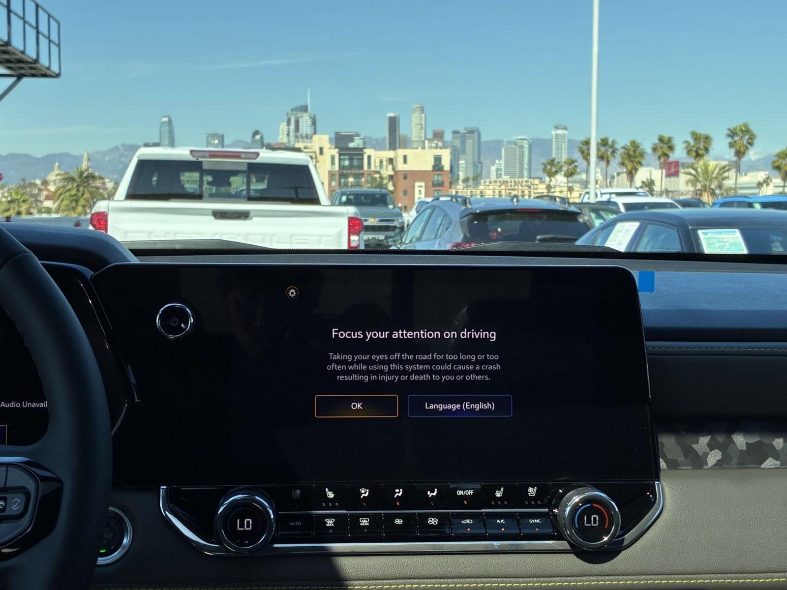 2025 Chevrolet Colorado Vehicle Photo in LOS ANGELES, CA 90007-3794