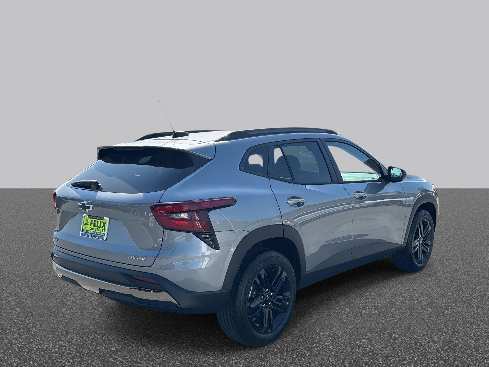 2025 Chevrolet Trax Vehicle Photo in LOS ANGELES, CA 90007-3794
