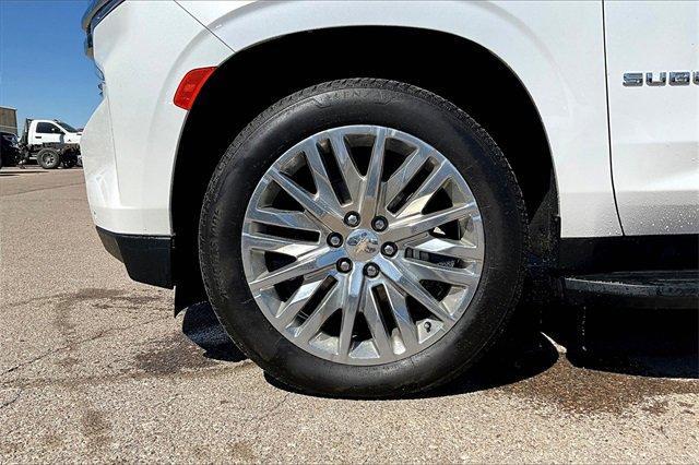2023 Chevrolet Suburban Vehicle Photo in TOPEKA, KS 66609-0000