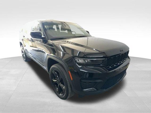2022 Jeep Grand Cherokee Vehicle Photo in MEDINA, OH 44256-9631