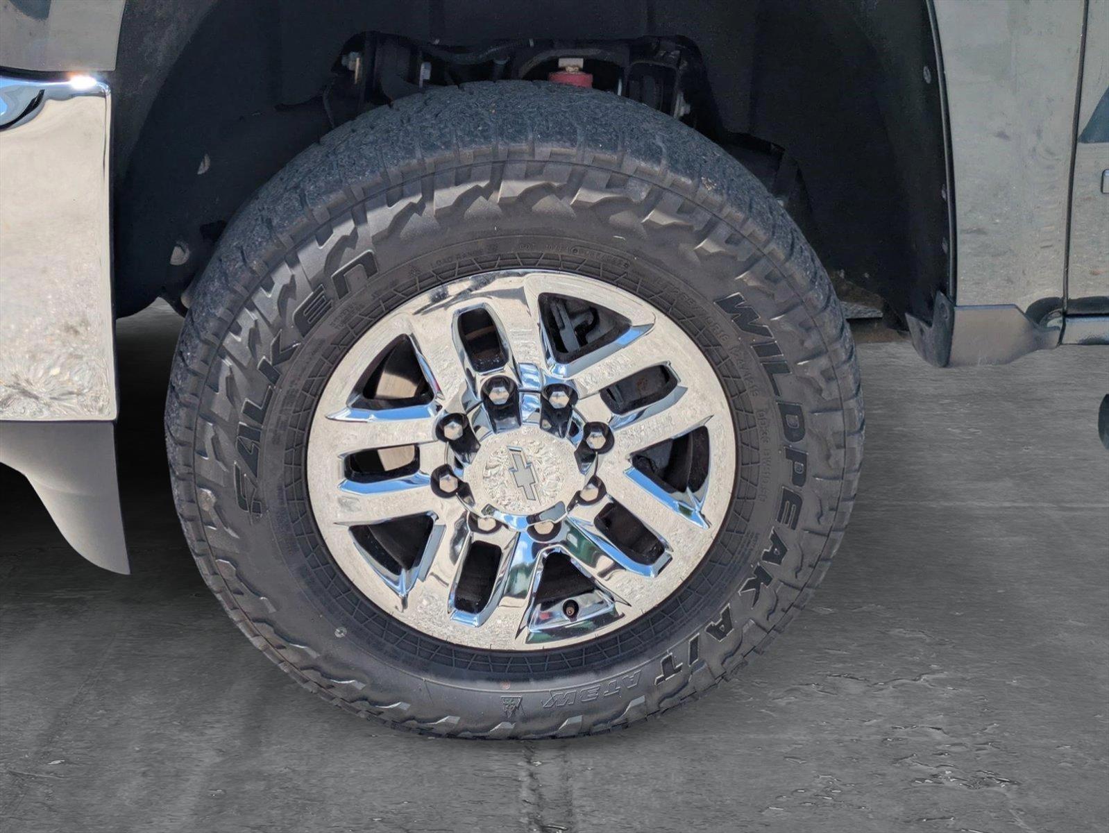 2018 Chevrolet Silverado 2500 HD Vehicle Photo in GREENACRES, FL 33463-3207