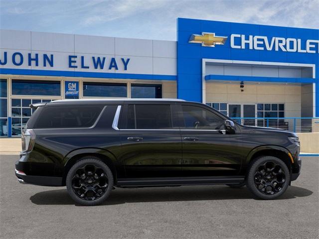 2025 Chevrolet Suburban Vehicle Photo in ENGLEWOOD, CO 80113-6708