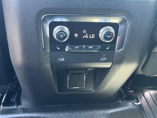 2022 GMC Yukon Vehicle Photo in LEOMINSTER, MA 01453-2952