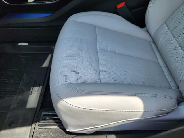 2025 Cadillac LYRIQ Vehicle Photo in HOUSTON, TX 77079