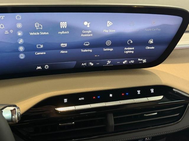 2025 Buick Enclave Vehicle Photo in COLUMBIA, MO 65203-3903