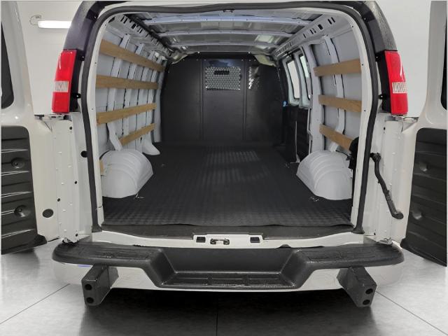 2023 Chevrolet Express Cargo 2500 Vehicle Photo in MANITOWOC, WI 54220-5838