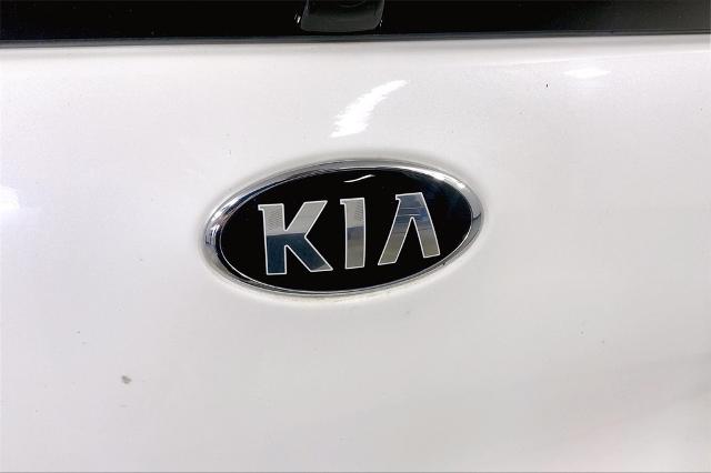2021 Kia Niro Vehicle Photo in Lees Summit, MO 64086