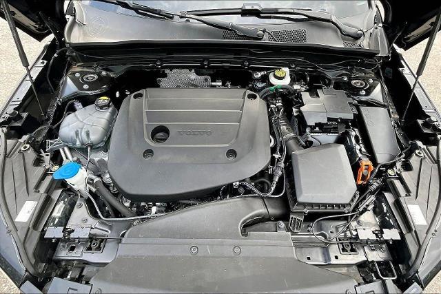 2024 Volvo XC40 Vehicle Photo in Tulsa, OK 74145