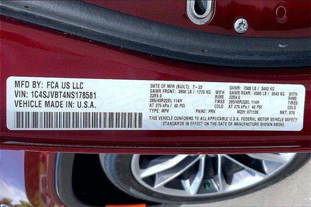 2022 Jeep Wagoneer Vehicle Photo in KANSAS CITY, MO 64114-4502