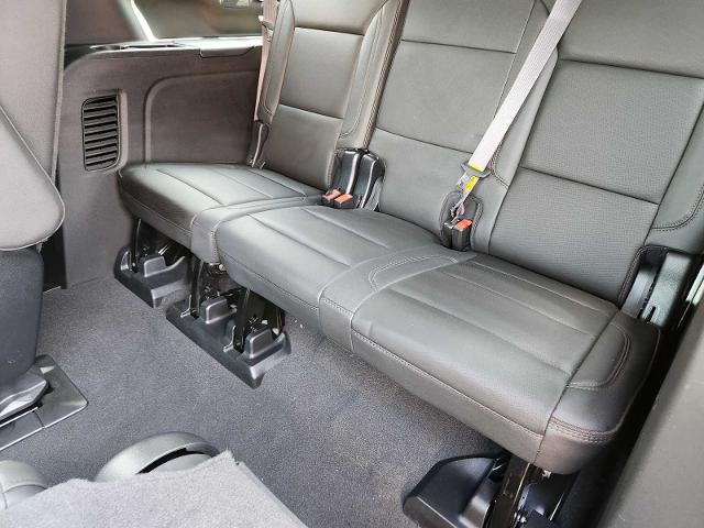 2023 Chevrolet Suburban Vehicle Photo in DENTON, TX 76210-9321