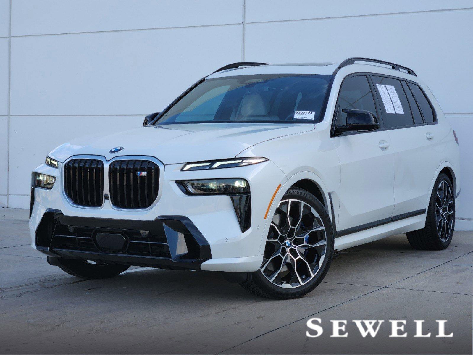 2025 BMW X7 M60i Vehicle Photo in PLANO, TX 75024