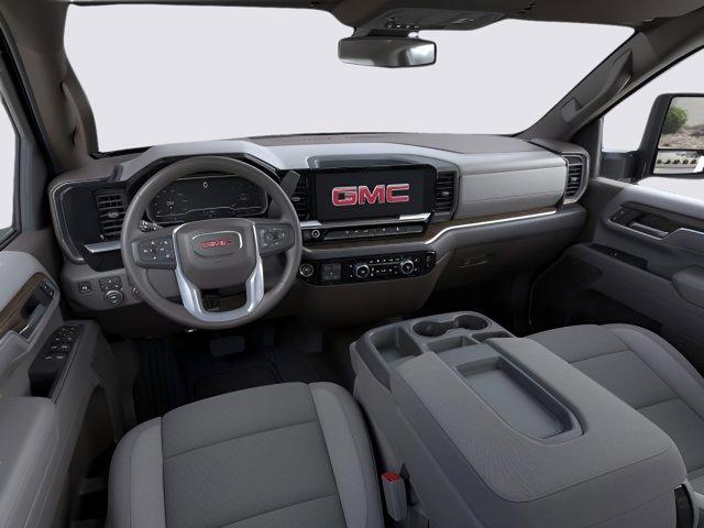 2025 GMC Sierra 2500 HD Vehicle Photo in LEOMINSTER, MA 01453-2952