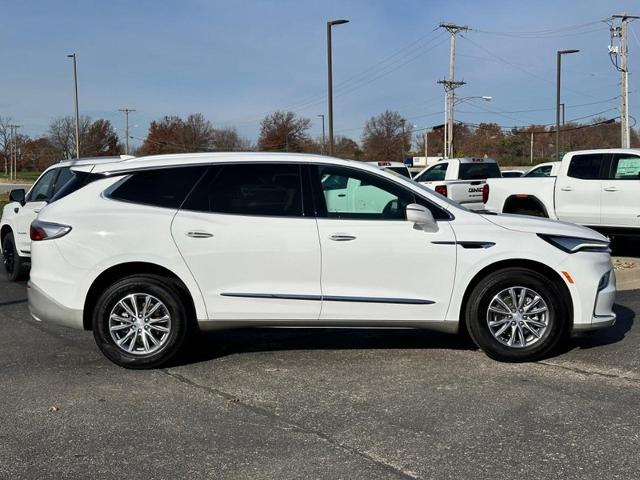 2022 Buick Enclave Vehicle Photo in COLUMBIA, MO 65203-3903