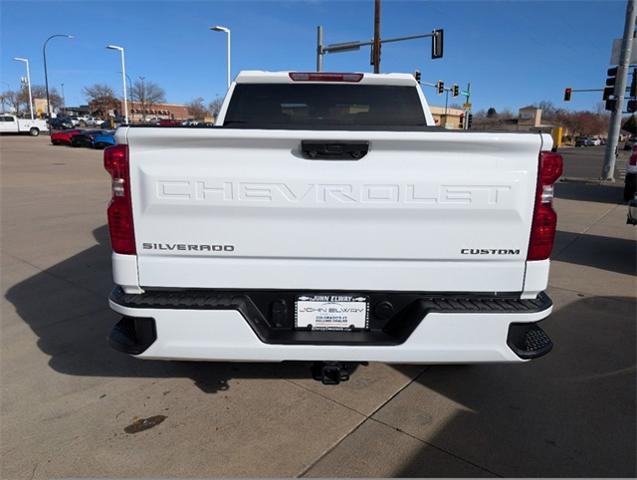 2024 Chevrolet Silverado 1500 Vehicle Photo in ENGLEWOOD, CO 80113-6708