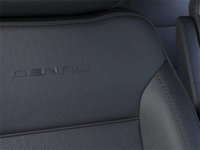 2025 GMC Yukon Vehicle Photo in COLLIERVILLE, TN 38017-9006